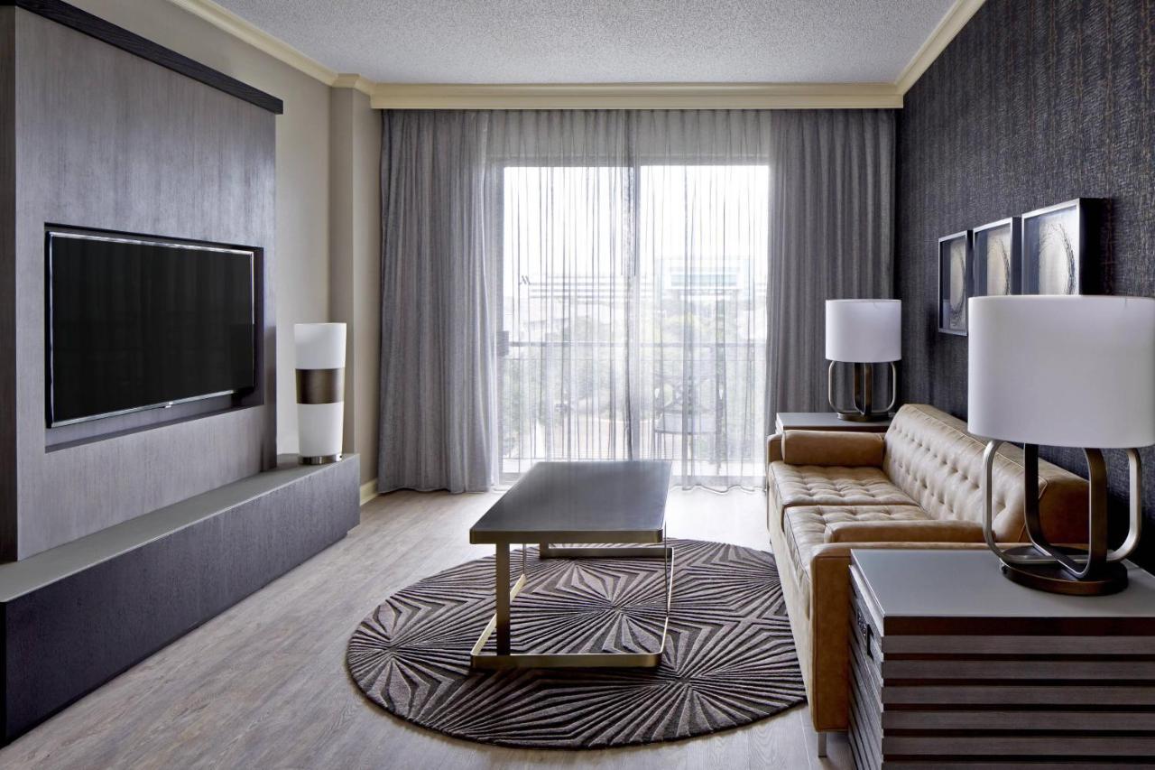 Dallas/Plano Marriott At Legacy Town Center Exterior photo